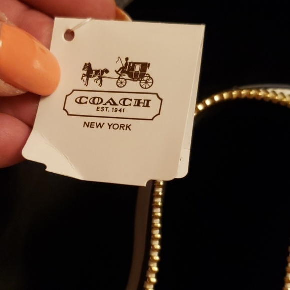 đť…şCOACH white leather weekender. NWT - Picture 5 of 12